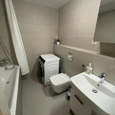Appartement With Panoramic View By The Hockey Arena *